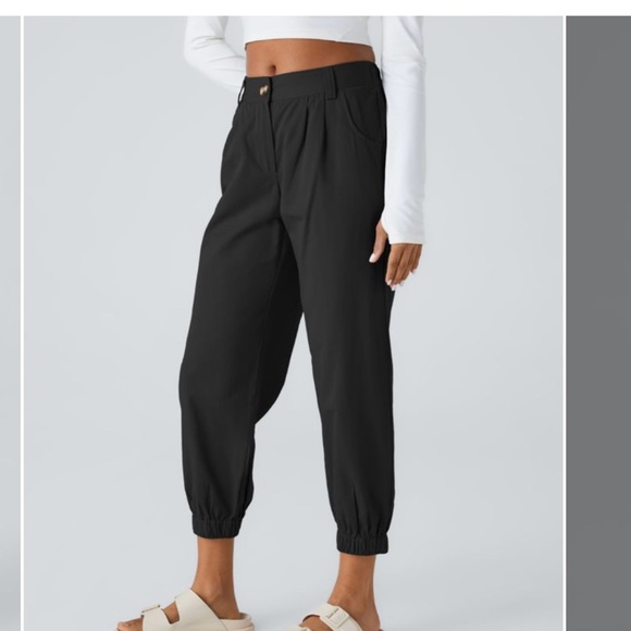 Halara joggers 💥BRAND NEW💥 - Picture 2 of 8